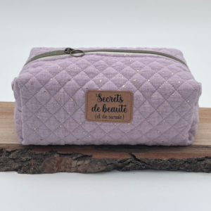 Trousse de toilette en tissu matelassé – Élégance et douceur au quotidien