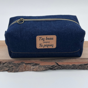 Trousse de toilette en jean personnalisée – Élégante et pratique pour tous